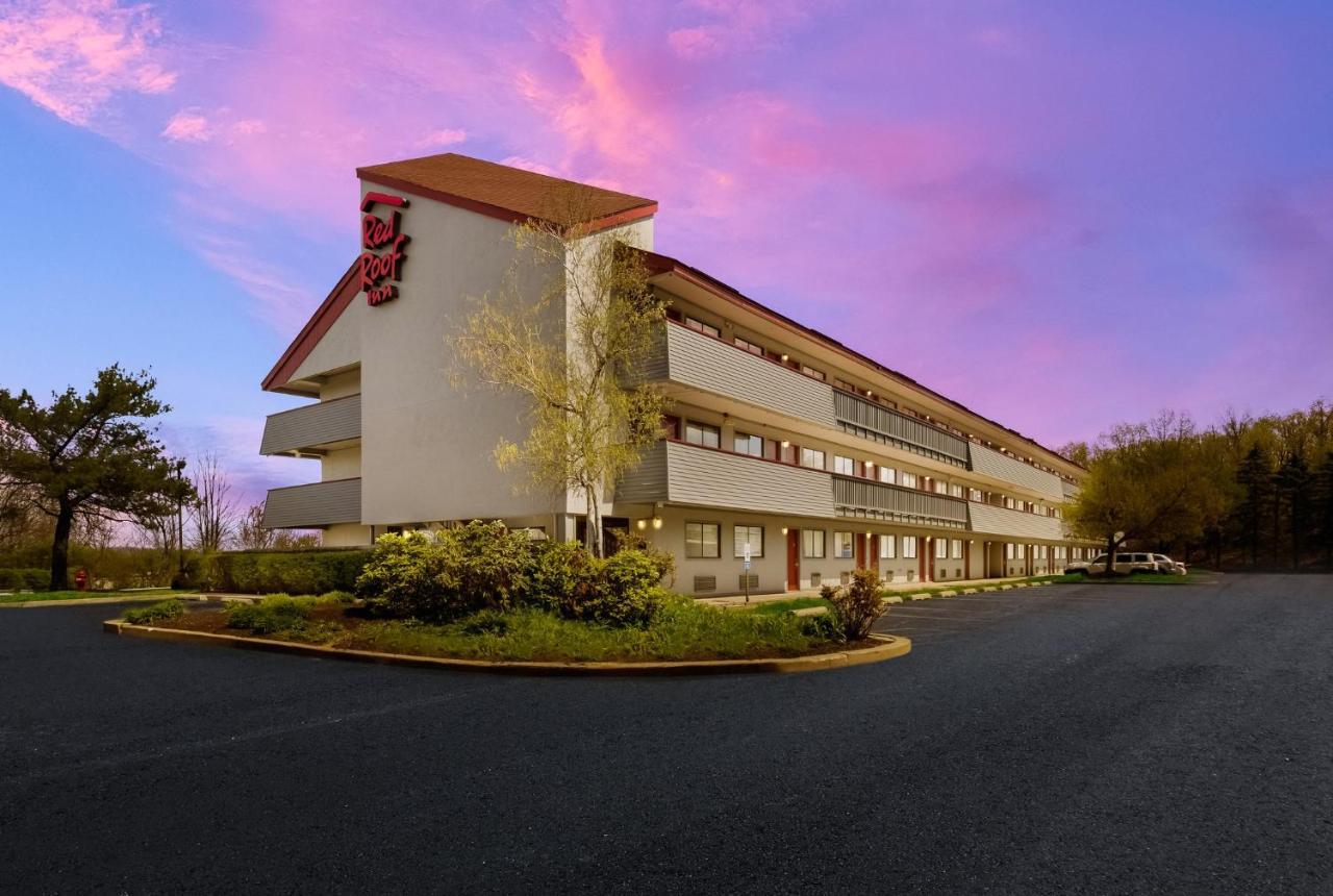 Red Roof Inn Wilkes-Barre Arena Екстер'єр фото