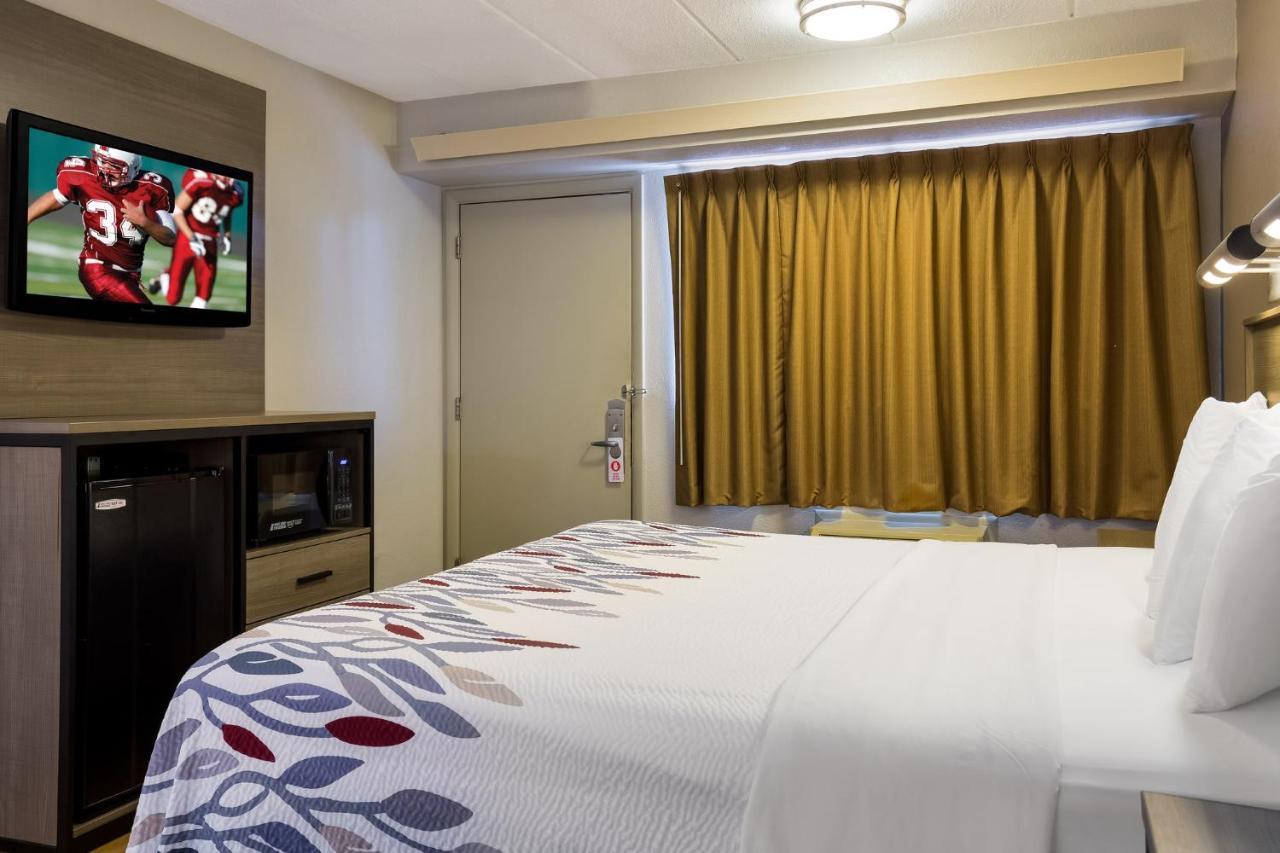 Red Roof Inn Wilkes-Barre Arena Екстер'єр фото