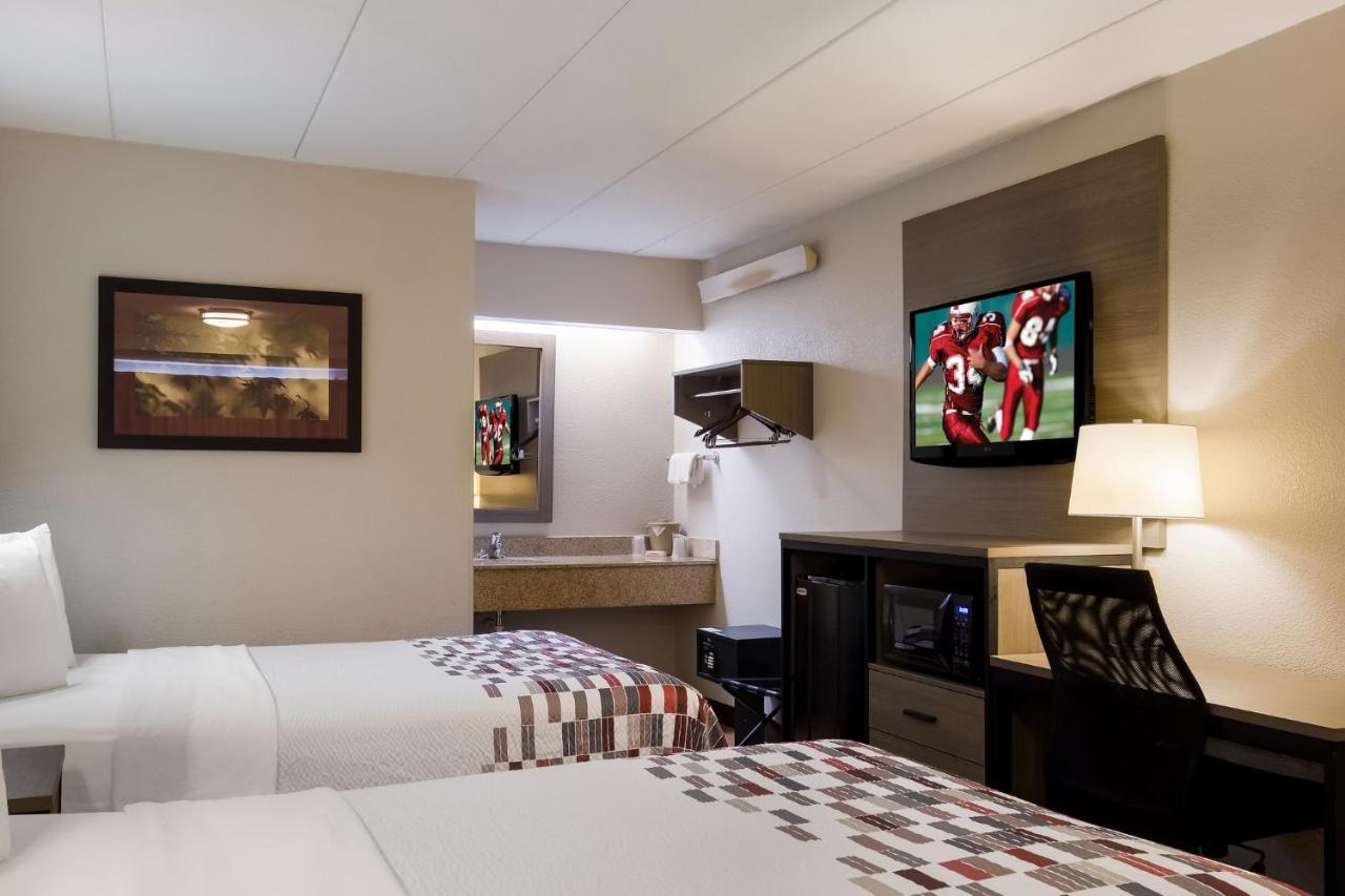 Red Roof Inn Wilkes-Barre Arena Екстер'єр фото