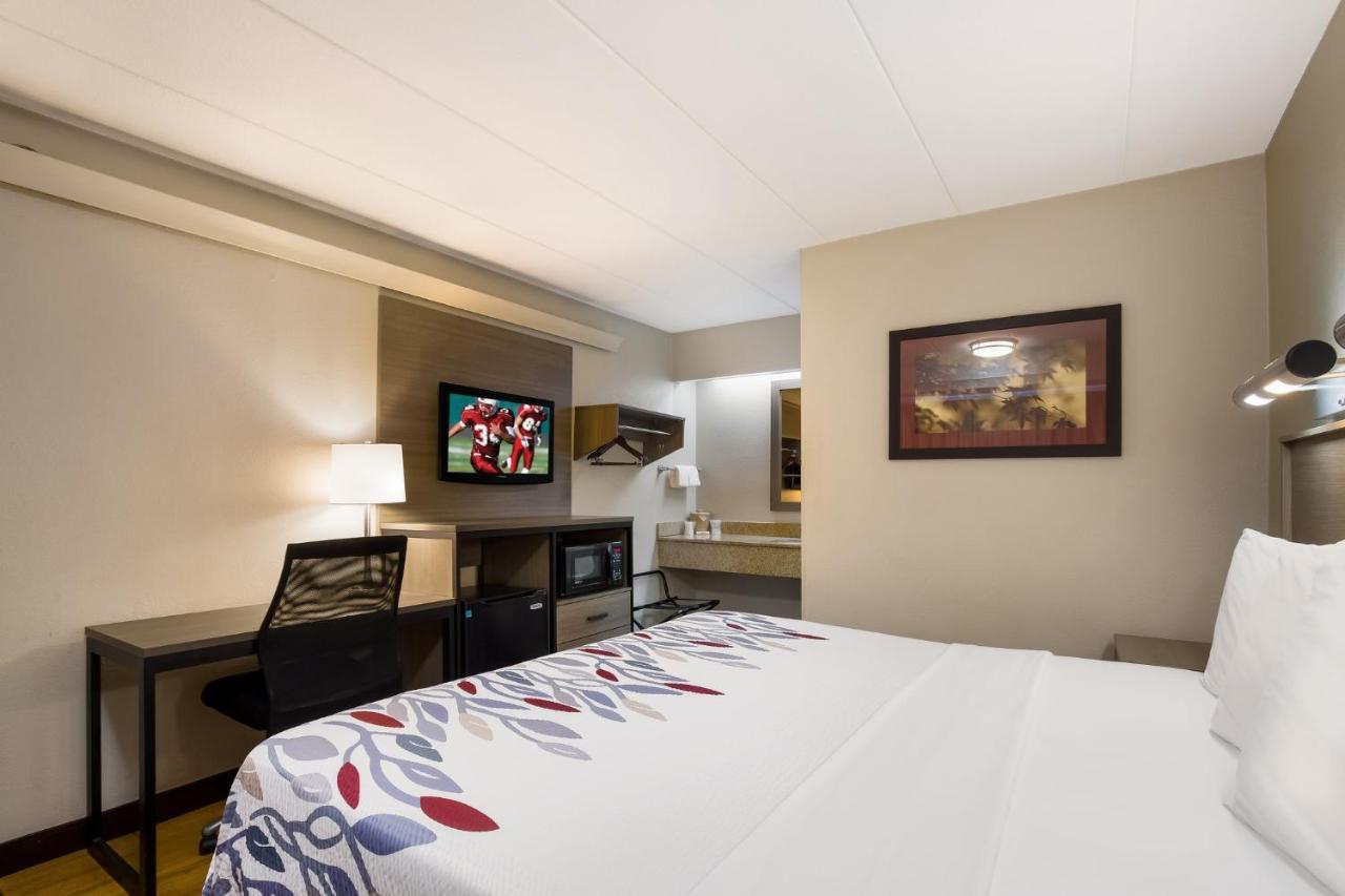 Red Roof Inn Wilkes-Barre Arena Екстер'єр фото