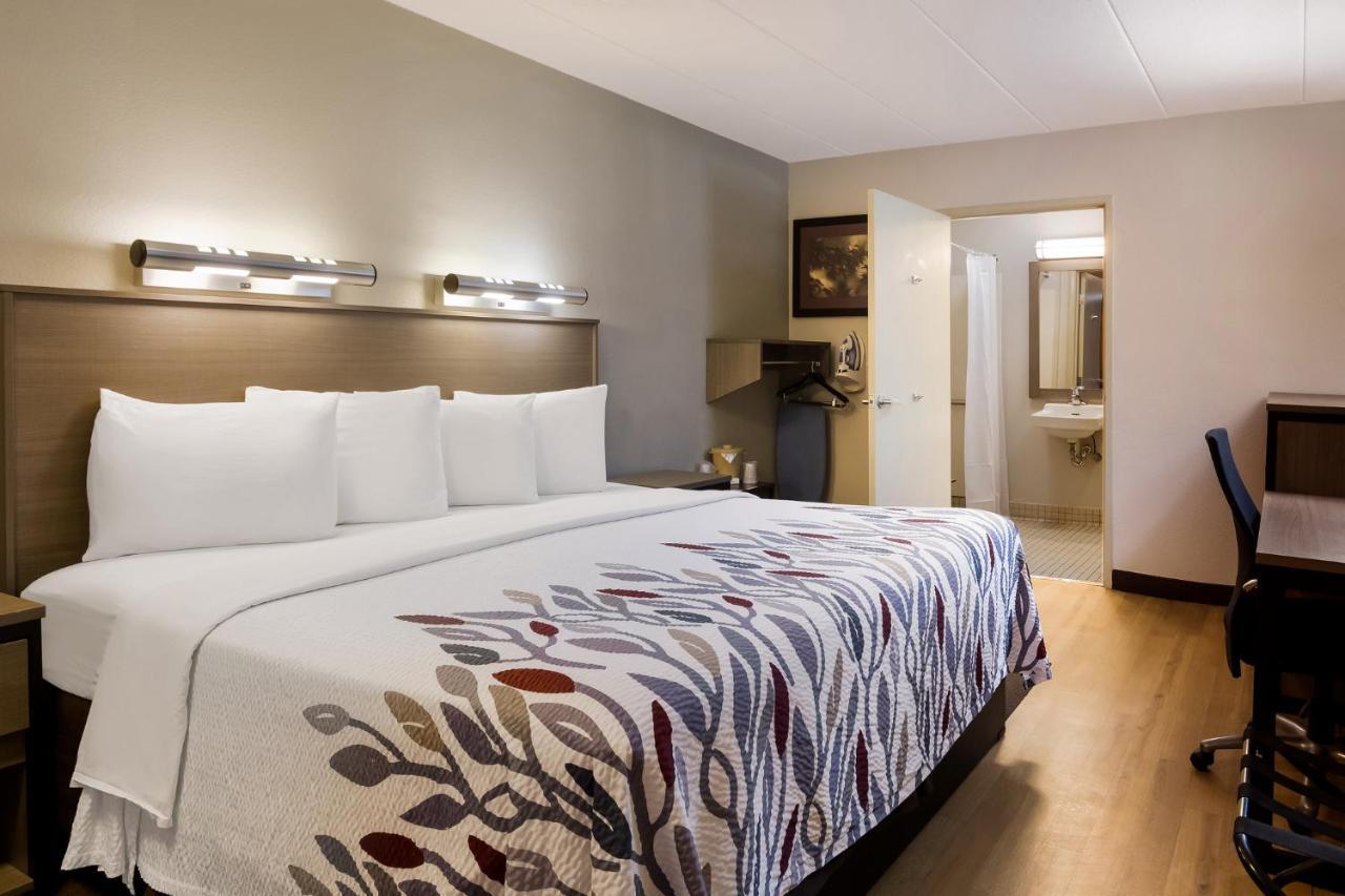 Red Roof Inn Wilkes-Barre Arena Екстер'єр фото