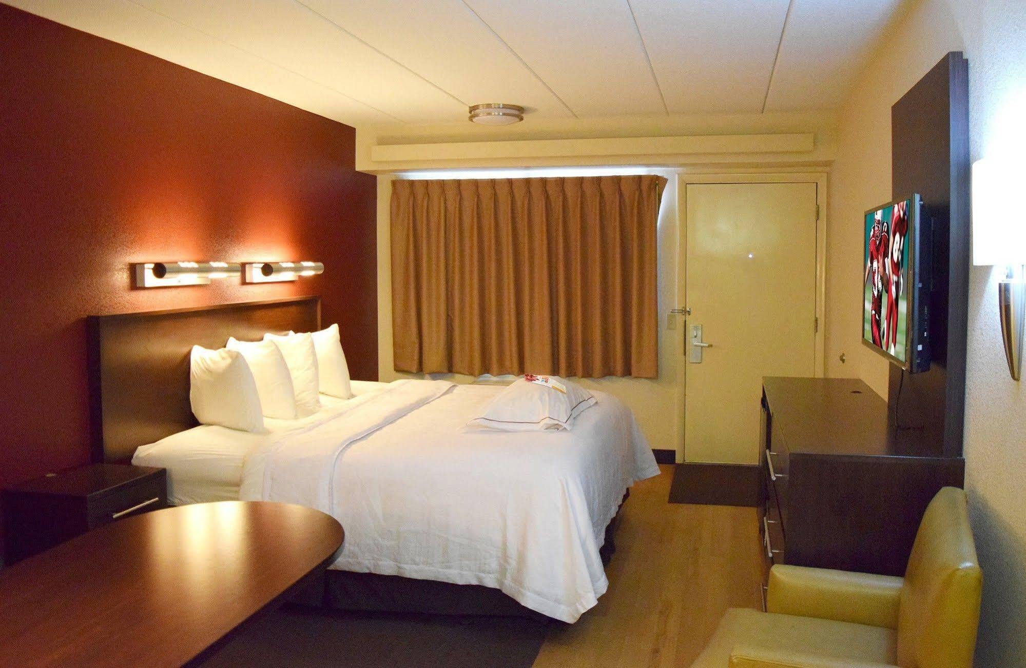 Red Roof Inn Wilkes-Barre Arena Екстер'єр фото
